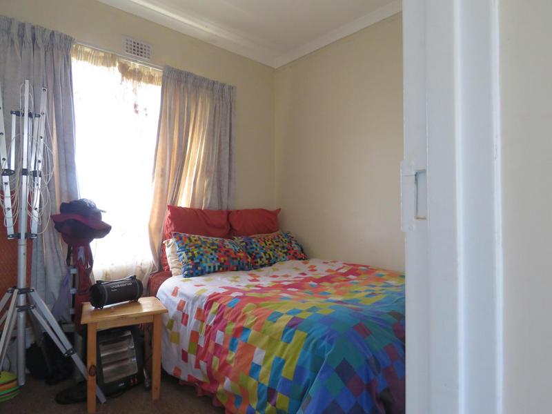 To Let 1 Bedroom Property for Rent in Buhrein Western Cape